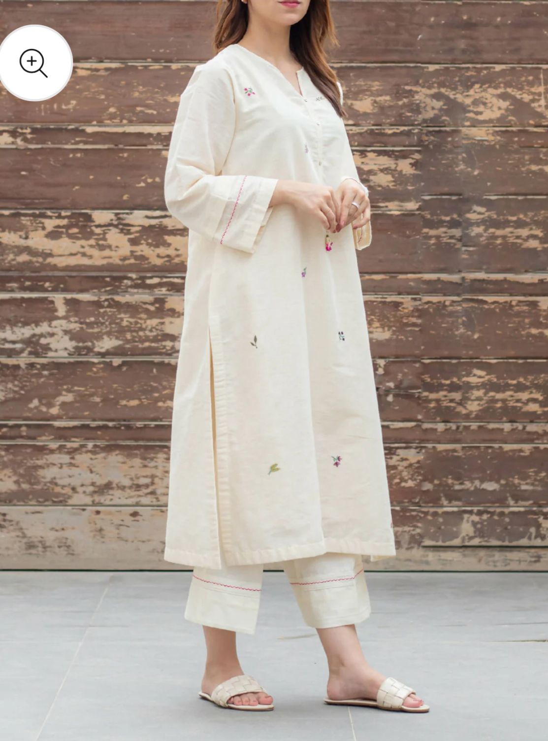Floral Embroidered Regular Pure Cotton Kurta with Trousers