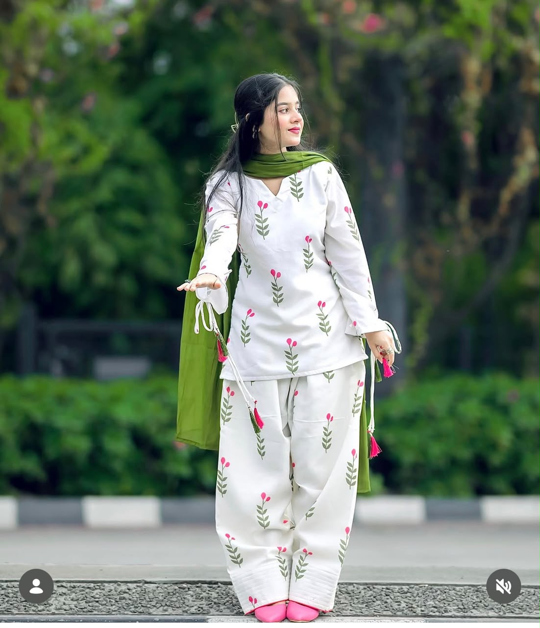 Women’s White Floral Printed Kurta Pant Set with Olive Green Dupatta