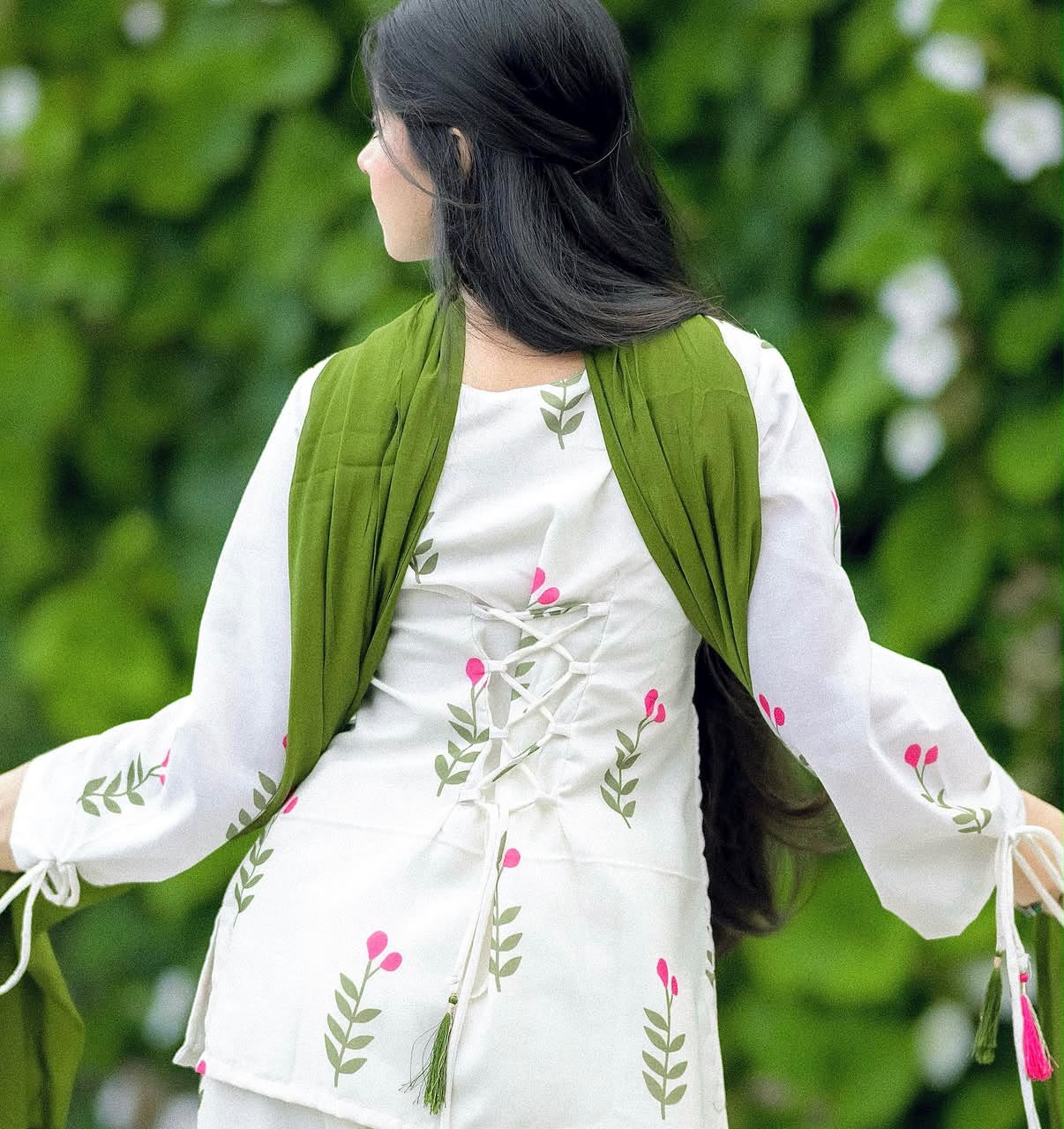 Women’s White Floral Printed Kurta Pant Set with Olive Green Dupatta